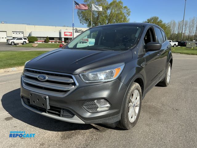 Lot 2-29416 - 2017 Ford Escape SE SUV 4x4