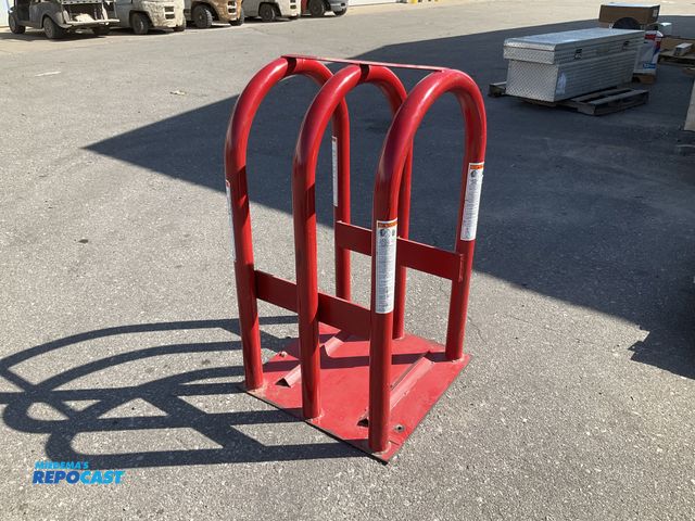 Lot 2-75119 - Wheel and Tire inflation mounting cage, like new condition
