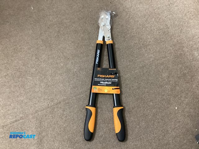 Lot 2-19224 - New Fiskars 25” Loppers. Ultra Blade coating. Up to 1-3/4” diameter branches.