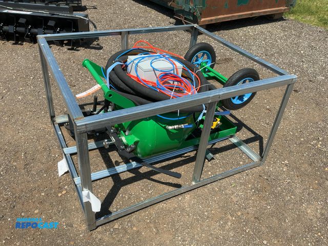 Lot 2-44558 - New JCT DB500 Dustless Blasting Unit, Includes SHWL Sand Blast Hose W.P. : 1.2 MPa, Approximately 53...