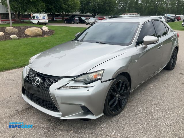 Lot 2-45842 - 2014 Lexus IS 250 Sedan AWD