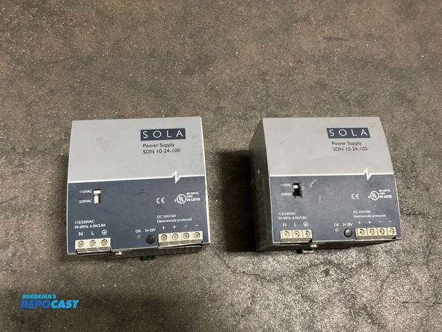 Lot 2-23041 - Lot of (2) radwell sola SDN 10-24-100 electronically protected power supplies 115/230vac 50-60Hz