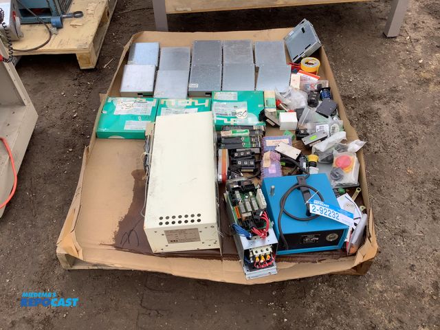 Lot 2-92232 - Lot of various equipment including GCA precision scientific group reader, including different module...