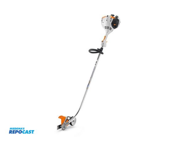 Lot 2-23184 - New Stihl FC 56C Edger
