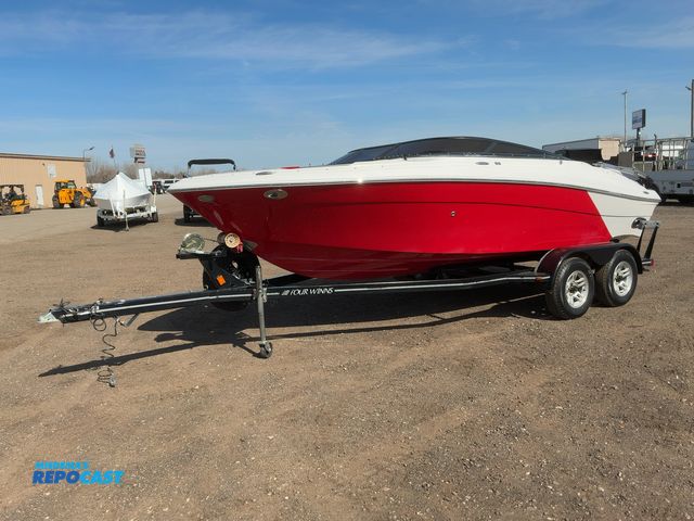 Lot 2-22061 - 2008 Four Winns Horizon 200 19'8" Open Bow Boat