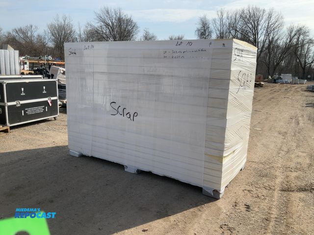 Lot 2-65652 - Lot of (24) 3 x 16 x 96 Sheets of Polyiso Insulation w/ White Face, &amp; (20) 4 x 24 x 96 Sheets of...