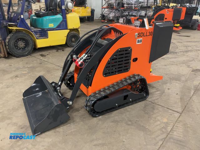 Lot 2-42101 - 2025 SDLANCH SDLL30 Mini Skid Steer Loader