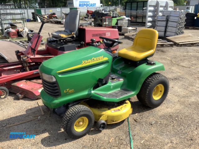 Lot 2-96169 - John Deere LT 160 Riding Lawn Mower