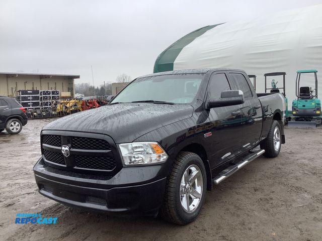 Lot 2-70011 - 2016 Ram 1500 Tradesman Crew Cab LWB 4WD Crew Cab Standard Box Pickup Truck 4x4