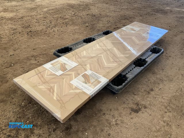 Lot 2-50015 - New Chevron Butcher Block Countertop