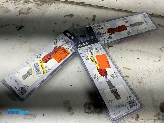 Lot 2-93625 - Lot of (3) Ridgid EZ Change Faucet Tools