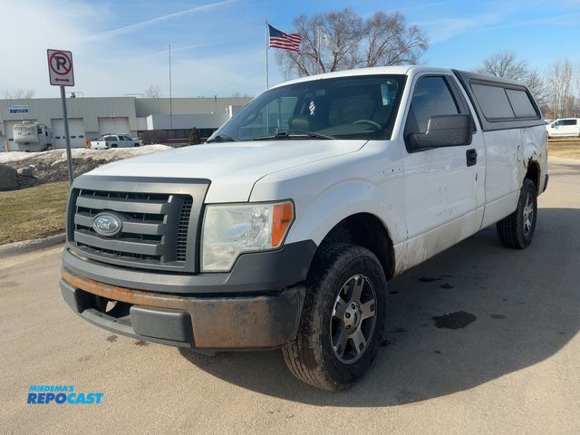 Lot 2-95162 - 2010 Ford F-150 Regular Cab Long Box Pickup Truck RWD