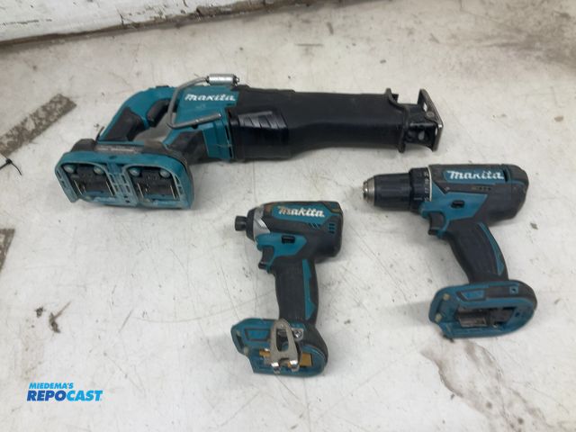 Lot 2-33909 - Lot of (3) Makita Tools: Sawzall, drill, &amp; impact