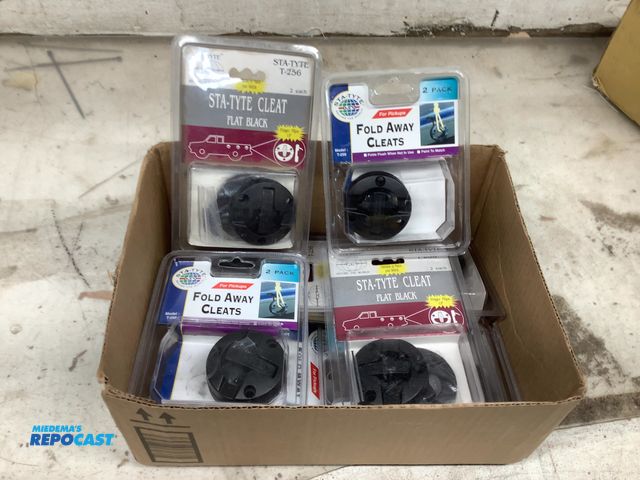 Lot 2-69385 - lot of 2pk sta-tyte fold away cleats