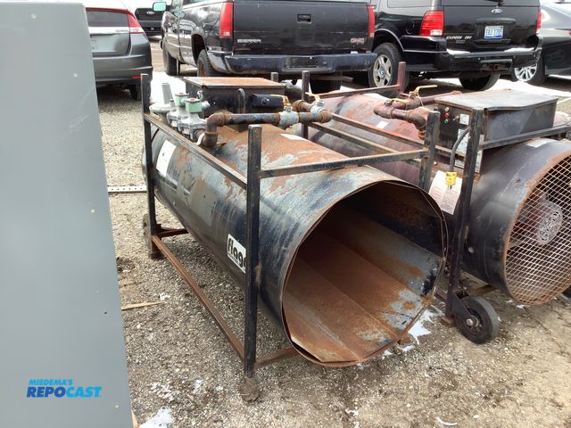 Lot 2-19675 - Flagro  F-1000T Bullet Heater