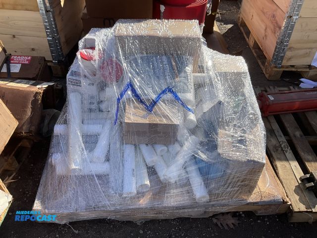 Lot 2-69146 - Skid lot with misc. industrial: Hela style bag, Ridgid we/dry vac fillers, AVS10M10 Cartriges…