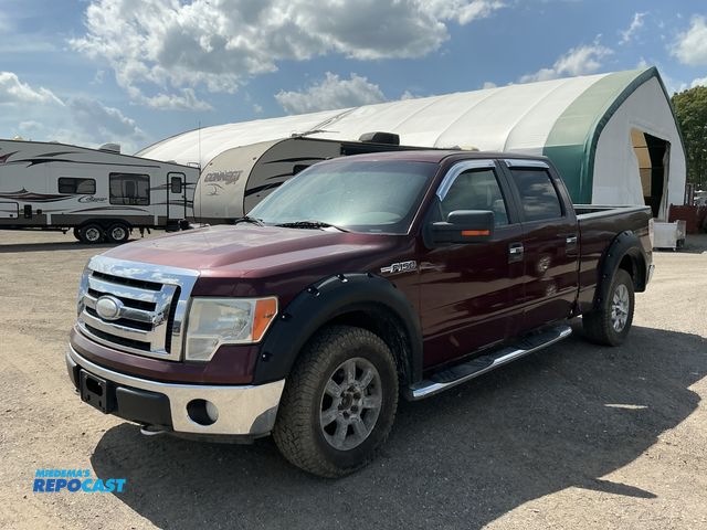Lot 2-10227 - 2009 Ford F-150 XLT SuperCrew 6.5-ft. Bed 4WD SuperCrew Standard Box Pickup Truck 4x4