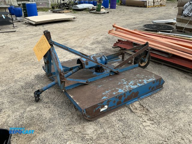 Lot 2-27297 - Ford 901 Rotary Cutter / Brush Hog,Carcass rear tire, 60" cutting width, 64" width over all, Maintai...