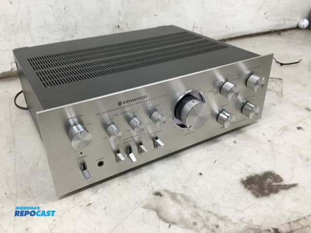 Lot 2-27392 - kentwood amplifier model KA-7100