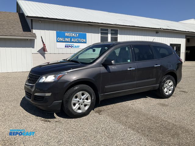 Lot 2-61300 - 2015 Chevrolet Traverse LS FWD SUV FWD