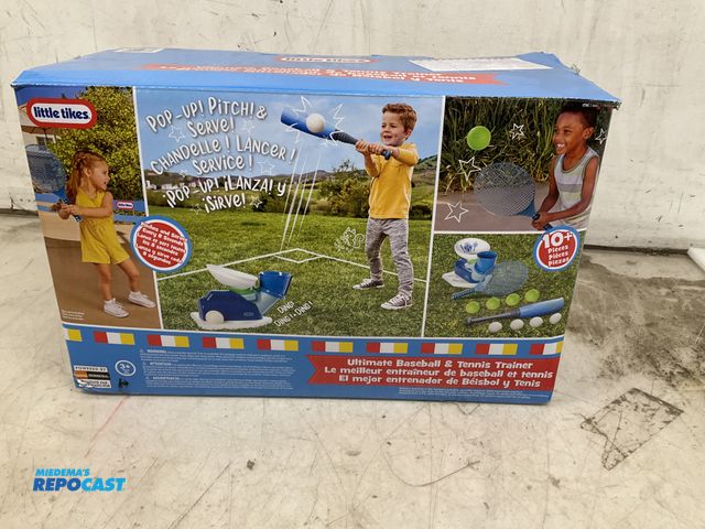 Lot 2-60943 - Little Tikes pop up pitch &amp; serve children’s mechanical ball server for baseball &amp; tennis. I...