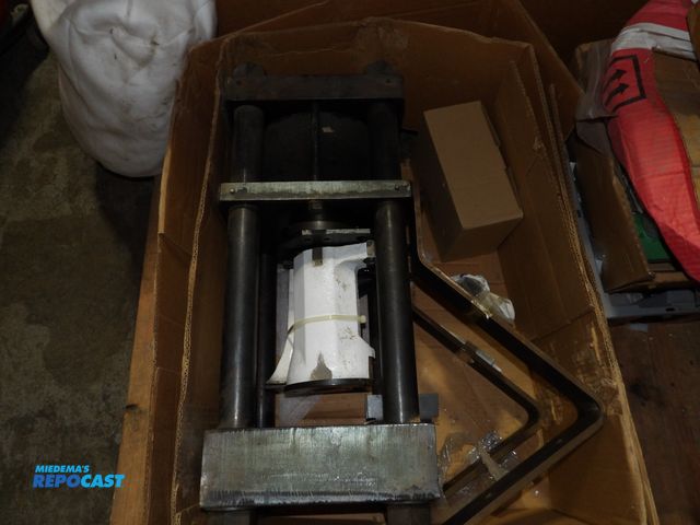Lot 2-58273 - new EATON Weather head ET4001 crimp machine, max. hose crimping size 2" minimum hose crimping size 1...