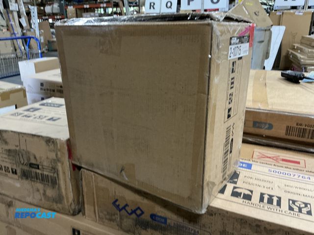 Lot 2-96667 - Brand New Wooden 2pc Nightstand Set, #WB001GD2036-LOG2