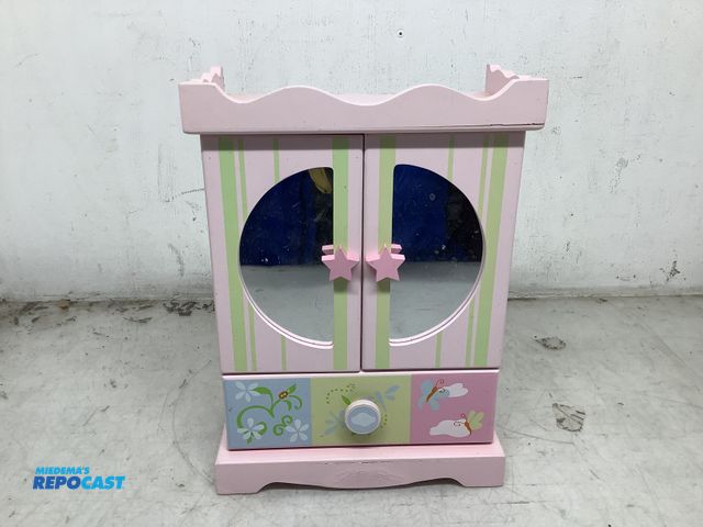 Lot 2-73401 - Girls wooden 9.5”x5.25”x13”H jewelry box with various necklaces, pins, charms, and earrings