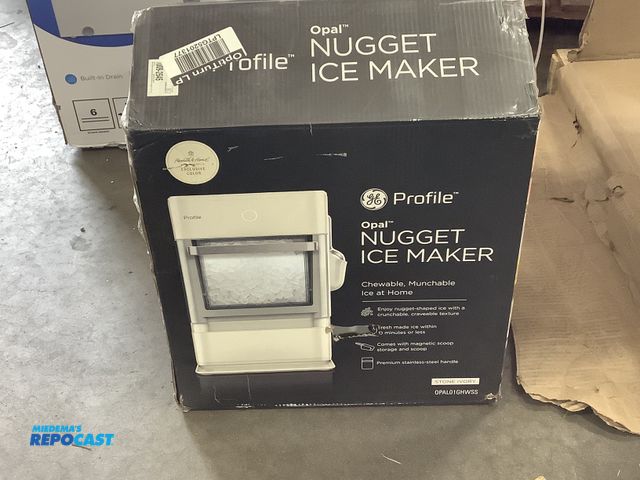 Lot 2-99528 - Opal OPAL01GHWSS Other Opal ice maker.