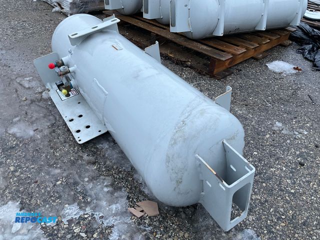 Lot 2-19668 - Manchester Tank S-10950 RV Propane Tank