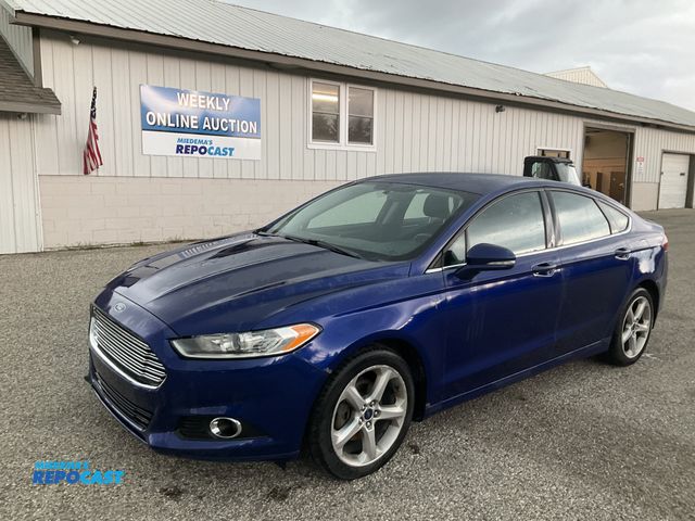 Lot 2-61248 - 2016 Ford Fusion SE Sedan AWD