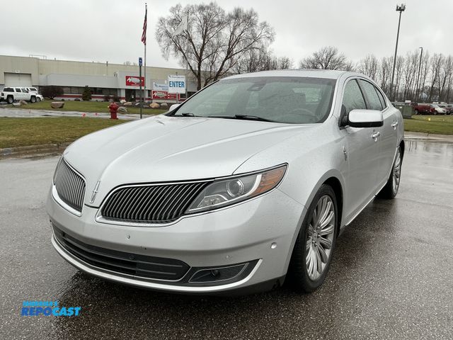 Lot 2-77236 - 2013 Lincoln MKS AWD Sedan AWD
