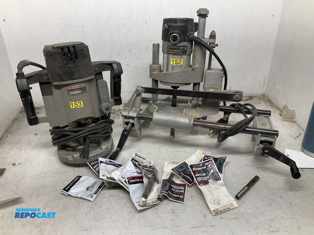 Repocast.com - Lot 2-97537 - Lot of (2) routers 1 model 7538 porter ...