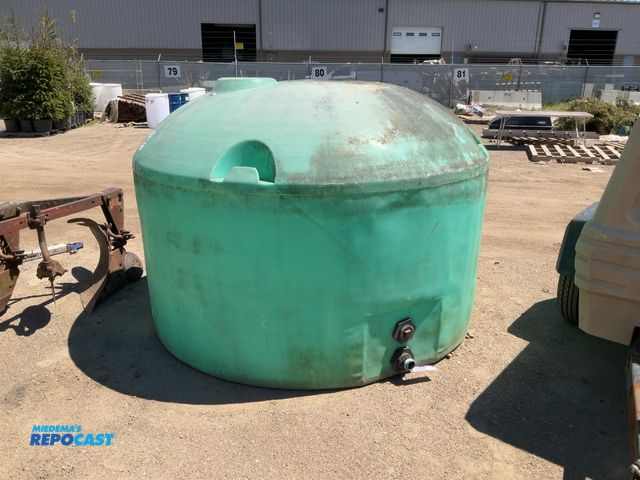 Lot 2-35613 - 1 Plastic 1200 gallon container