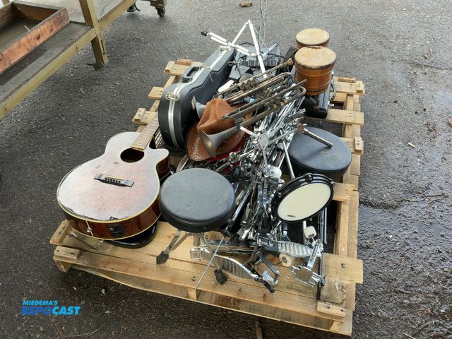 Lot 2-60409 - Skid Lot of Miscellaneous Musical Instruments Including Drums, Flutes, Trumpets, a Violin, Guitars, ...
