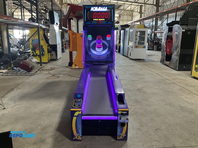 Lot 2-90915 - Innovation Concepts Entertainment AR1400X Ice Ball FX Game