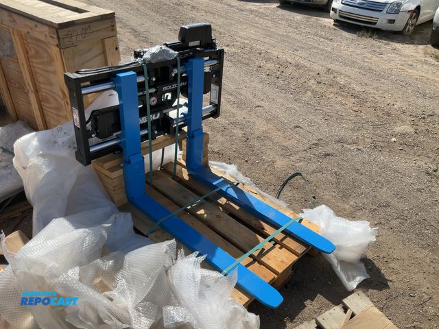 Lot 2-33327 - Bolzoni Auramo AM15VA2008 Forklift Forks