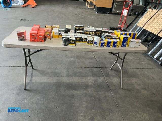 Lot 2-15309 - Set of New Oil and Air Filters