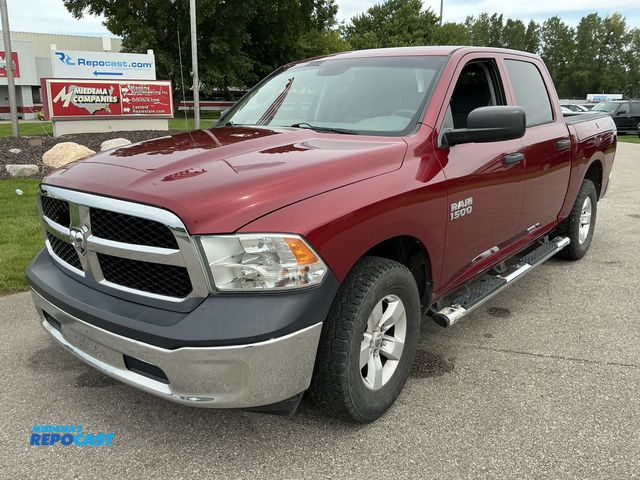 Lot 2-45893 - 2014 Ram 1500 Tradesman Crew Cab Standard Box Pickup Truck 4x4
