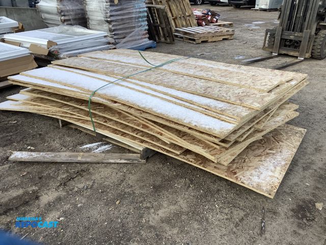 Lot 2-73168 - Skid lot of assorted sized ply wood boards and sheets most just over 8’ long