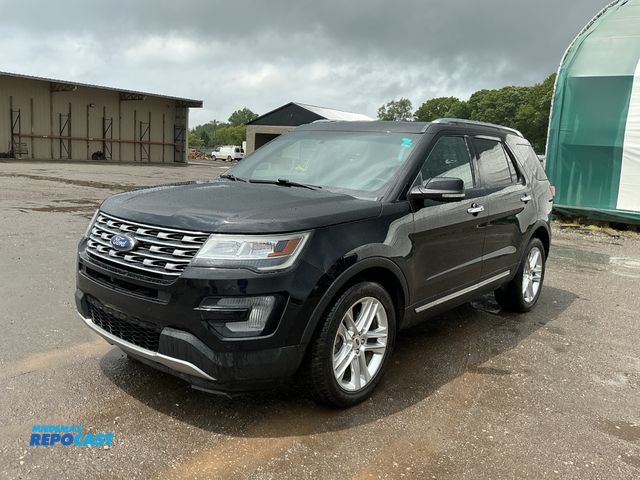 Lot 2-30345 - 2017 Ford Explorer Limited 4WD SUV 4x4