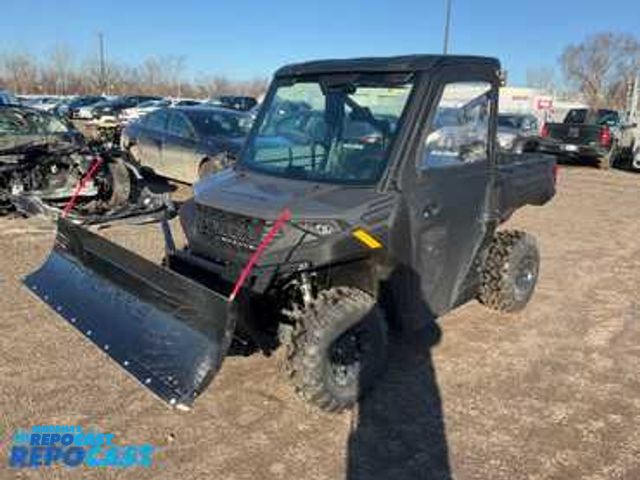 Lot 2-2 - New Craftsma C2500 2-Stage