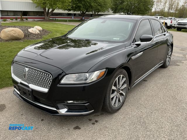 Lot 2-40694 - 2017 Lincoln Continental Livery Sedan FWD