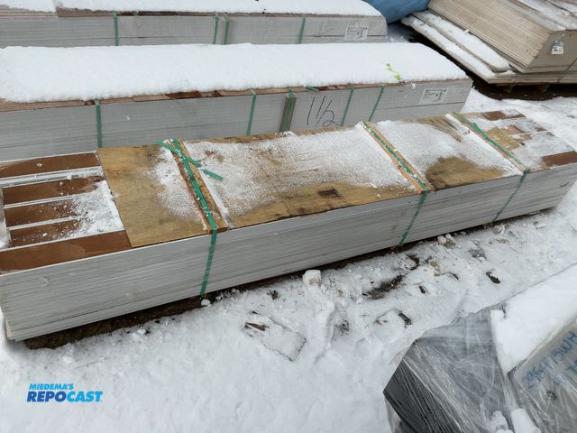 Lot 2-15566 - Skid lot of white wood boards