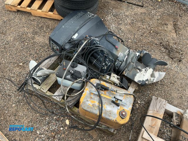 Lot 2-37002 - Skid Lot of Evinrude 40 Boat Outboard Motor, Fuel Tank, Oil Tank, Propeller, and Control Wiring