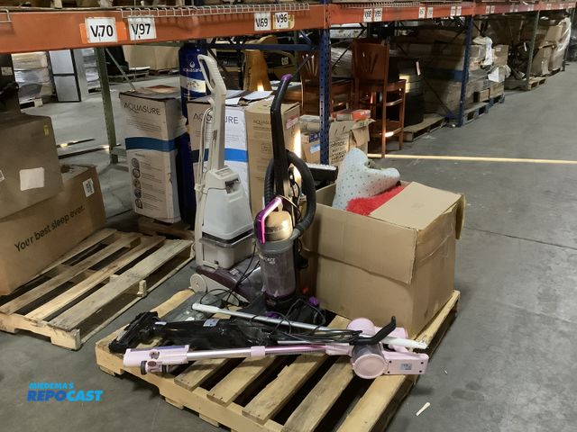 Lot 2-73146 - Lot of (3) soft different sized mats/rugs, a PG-1500 FDR 120V smokeless grill, a Steam Vac deluxe 5-...