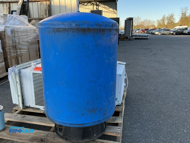 Repocast.com - Lot 2-25558 - SIMMER VT36-04 Vertical pre-charged ...