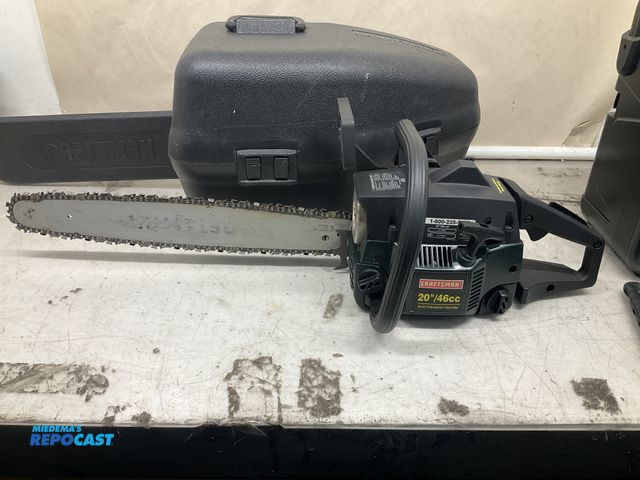 Lot 2-67079 - Craftsman 20" 46 cc Chainsaw M/N 358350201 S/N 01311D300446
