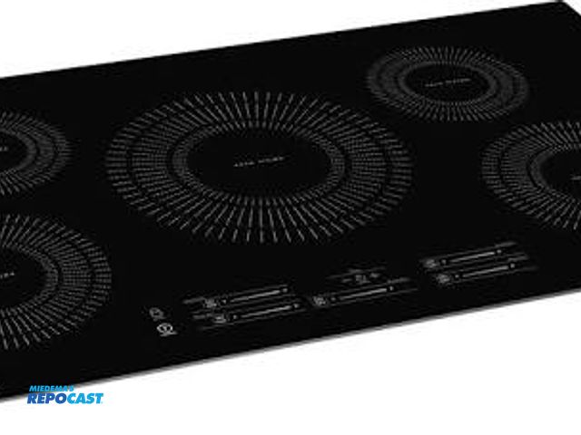 Lot 2-19548 - Frigidaire FFIC3626TB Electric Cooktop Cook Top