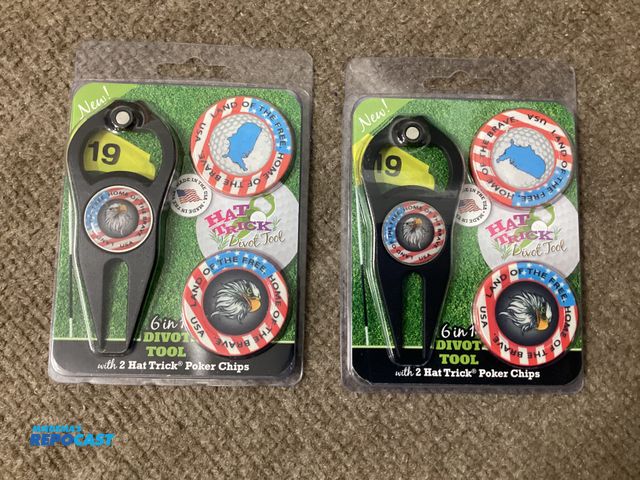 Lot 2-76429 - Two new 6 in 1 Divot tools with ball marker poker chips. For repairing Golf Greens.